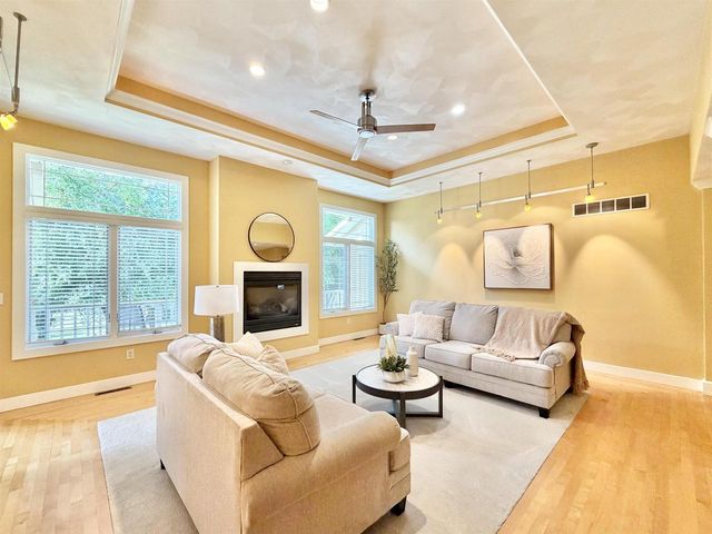 3738 Oak Lane Drive, Beloit, WI 53511