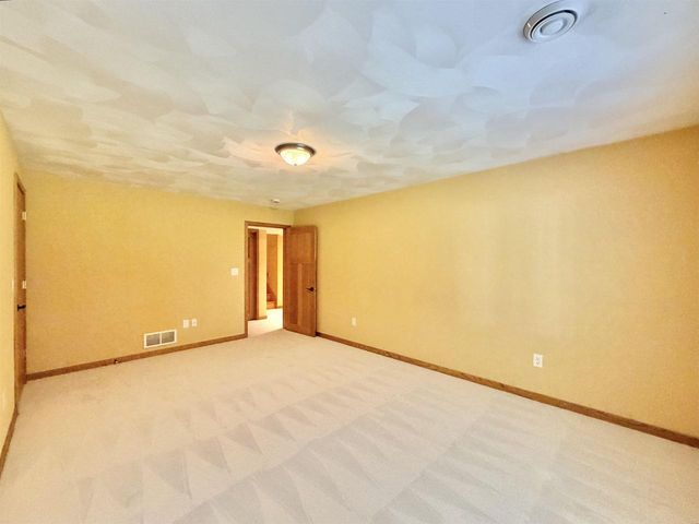 3738 Oak Lane Drive, Beloit, WI 53511