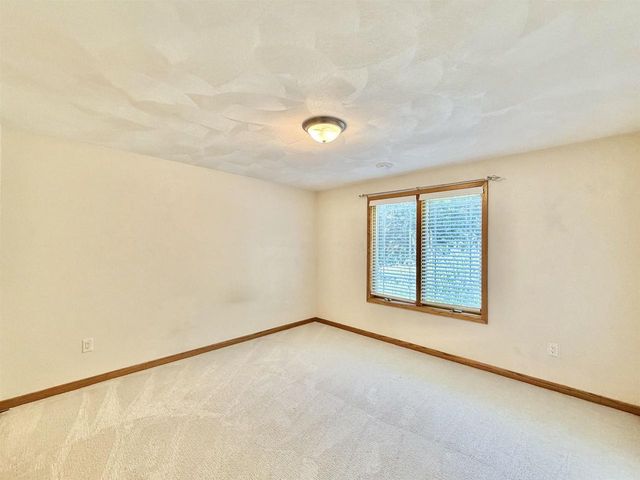 3738 Oak Lane Drive, Beloit, WI 53511