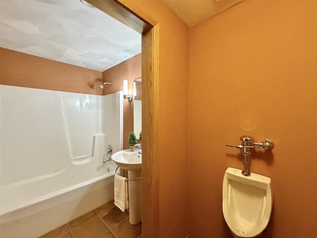 3738 Oak Lane Drive, Beloit, WI 53511