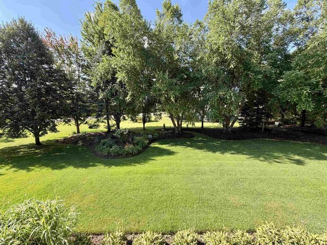 3738 Oak Lane Drive, Beloit, WI 53511
