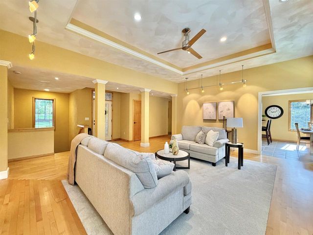 3738 Oak Lane Drive, Beloit, WI 53511