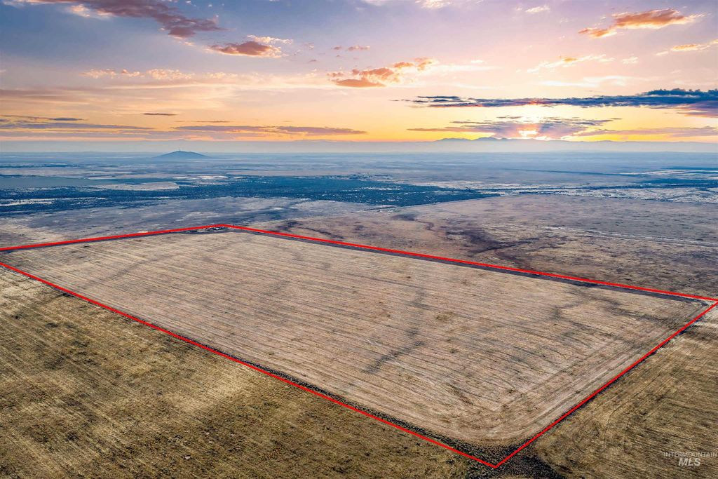 000 E Flick Ln, Mountain Home, ID 83647 photo 2