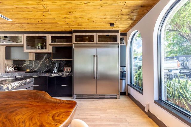 290 NW 6th Street, Boca Raton, FL 33432