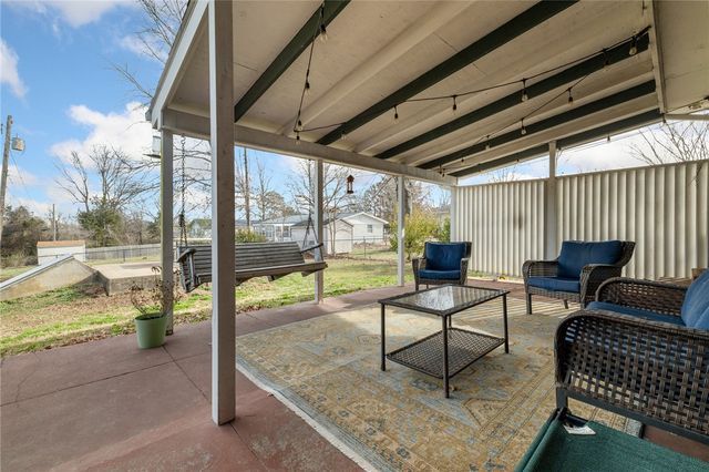 417 Natchez Trace Street, Harrison, AR 72601