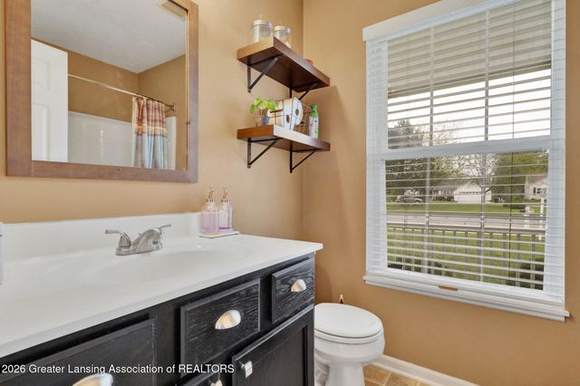 609 Laurens Way, Potterville, MI 48876