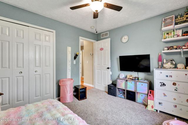 609 Laurens Way, Potterville, MI 48876