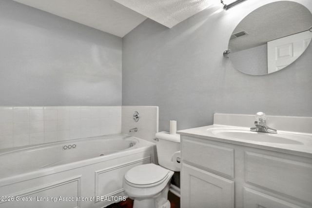 609 Laurens Way, Potterville, MI 48876