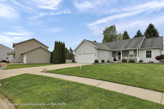 609 Laurens Way, Potterville, MI 48876