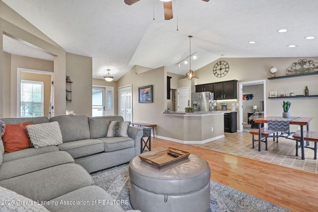 609 Laurens Way, Potterville, MI 48876
