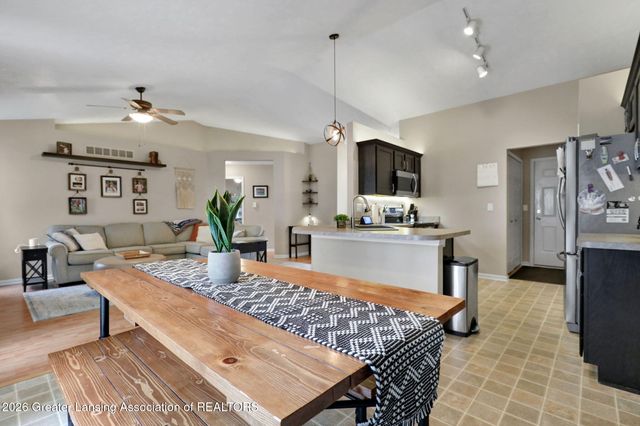 609 Laurens Way, Potterville, MI 48876