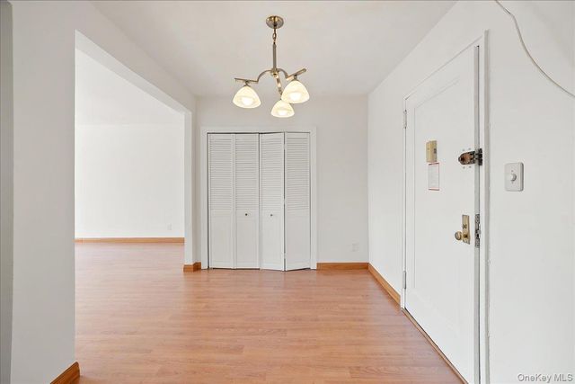 25-40 Union Street 3F, Flushing, NY 11354