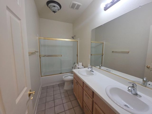 3831 Bernini Ct, Stockton, CA 95212