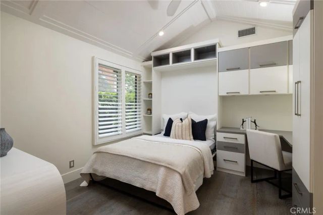 461 Linden Street, Laguna Beach, CA 92651