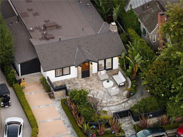461 Linden Street, Laguna Beach, CA 92651