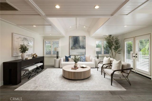 461 Linden Street, Laguna Beach, CA 92651