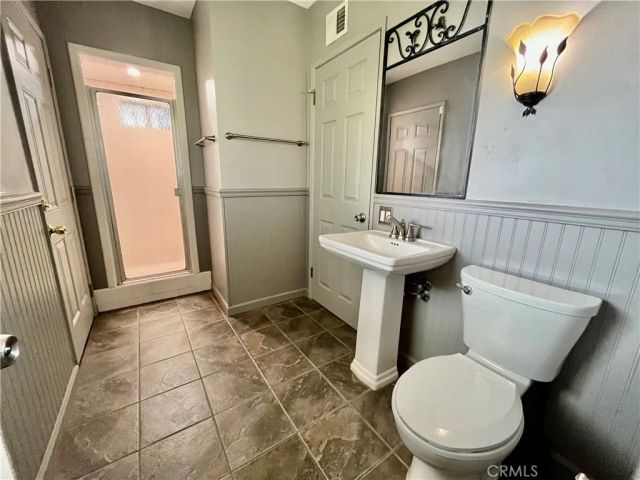 916 W Donington Street, Glendora, CA 91741