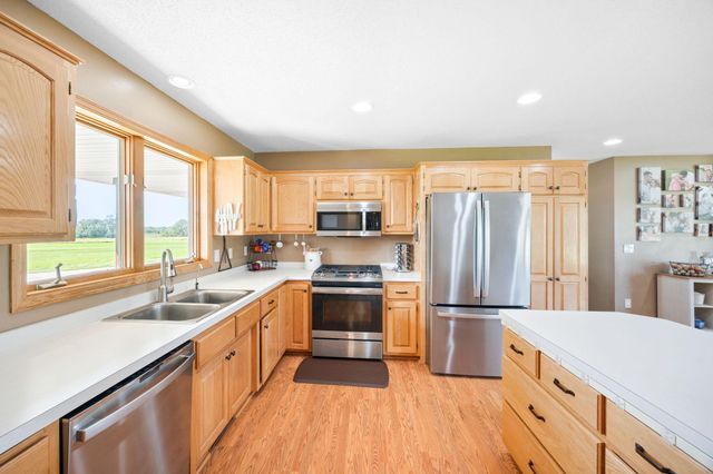 25250 Tucker Road, Rogers, MN 55374