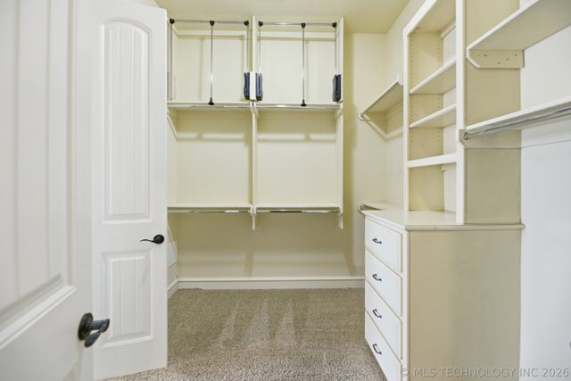 3207 Covey Trail Circle, Claremore, OK 74017