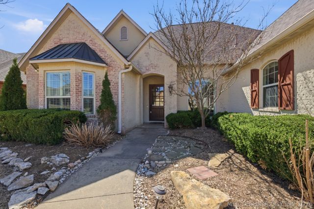 3207 Covey Trail Circle, Claremore, OK 74017