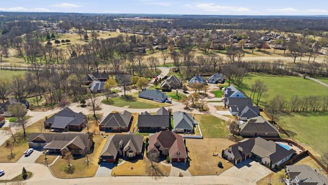 3207 Covey Trail Circle, Claremore, OK 74017