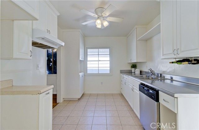 4214 Carfax Avenue, Lakewood, CA 90713