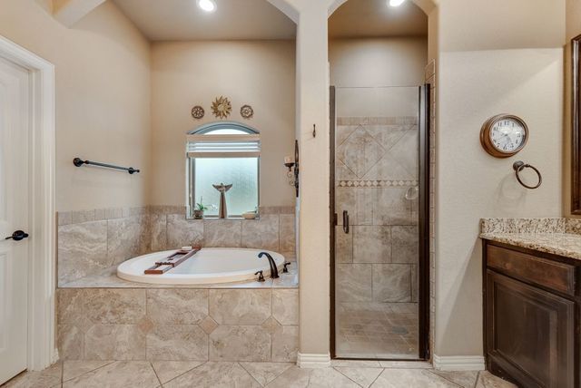 243 Miramar Circle, Weatherford, TX 76085