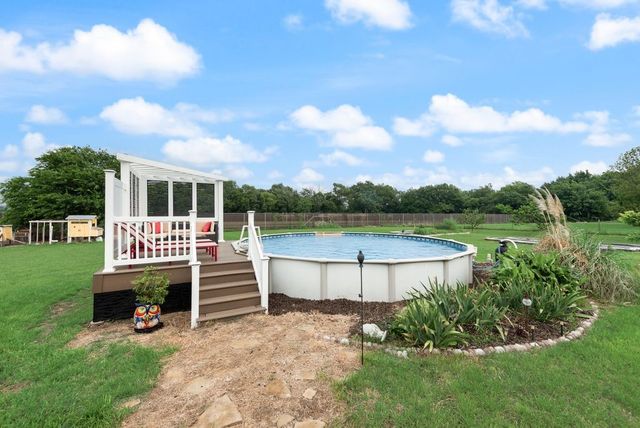 243 Miramar Circle, Weatherford, TX 76085