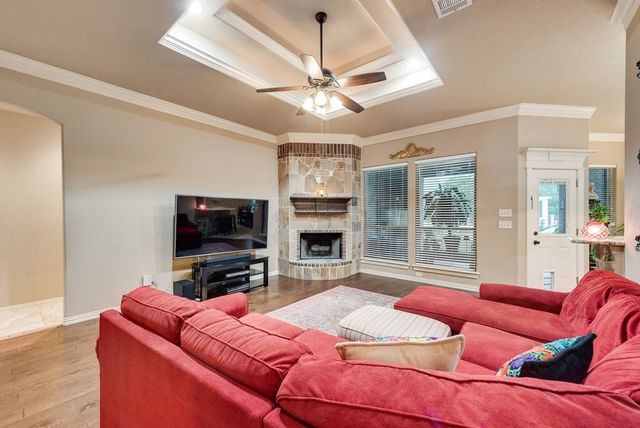 243 Miramar Circle, Weatherford, TX 76085