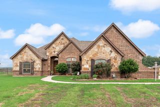 243 Miramar Circle, Weatherford, TX 76085