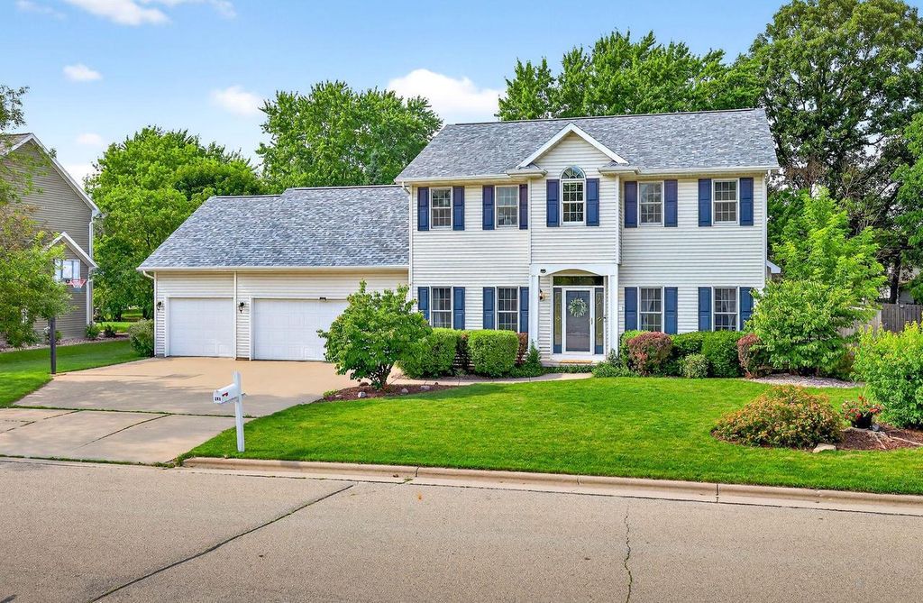 208 KRAFT STREET, Neenah, WI 54956
