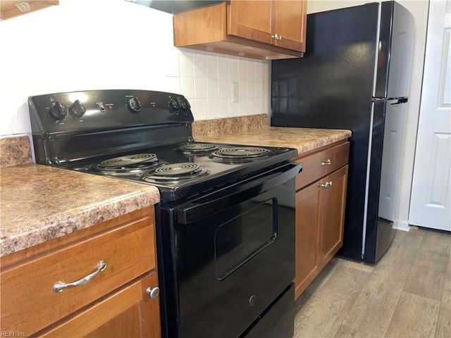 814 Chalk CT, Virginia Beach, VA 23462