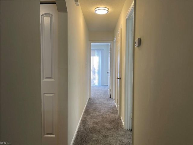 814 Chalk CT, Virginia Beach, VA 23462