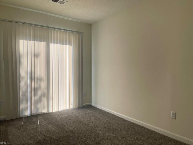 814 Chalk CT, Virginia Beach, VA 23462