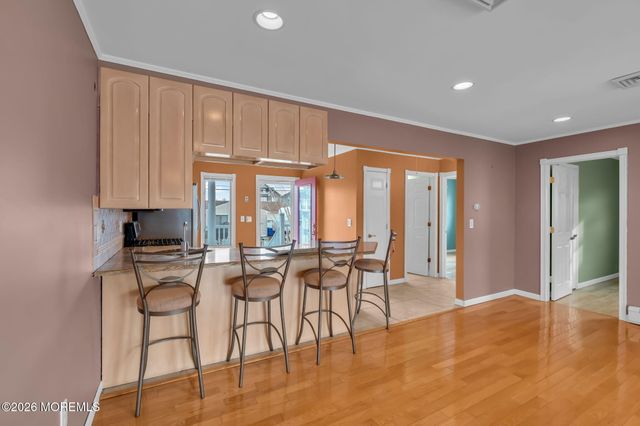 40 Anchorage Drive, Toms River, NJ 08753