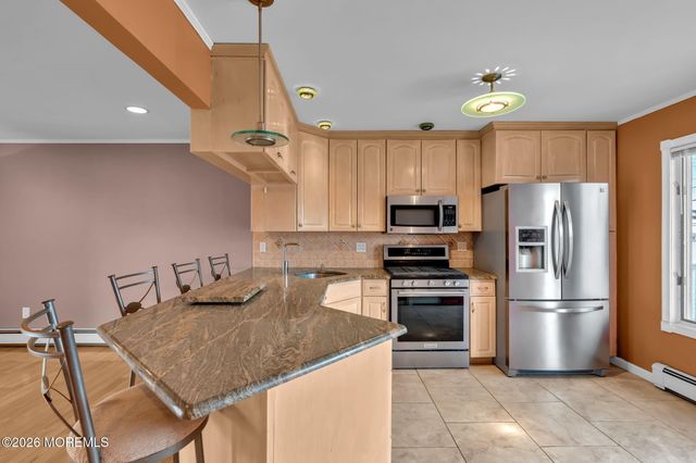 40 Anchorage Drive, Toms River, NJ 08753