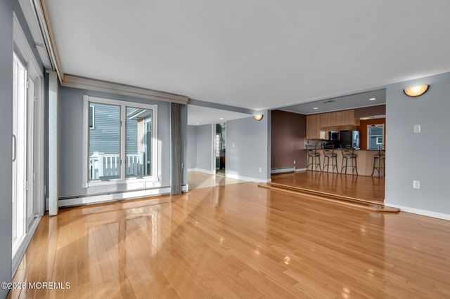 40 Anchorage Drive, Toms River, NJ 08753