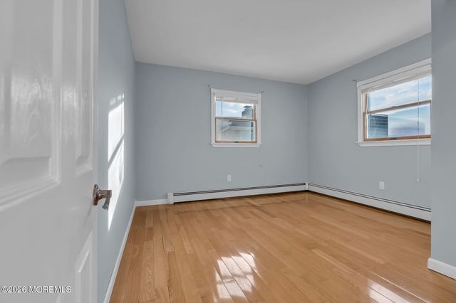 40 Anchorage Drive, Toms River, NJ 08753