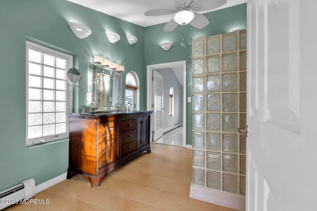 40 Anchorage Drive, Toms River, NJ 08753