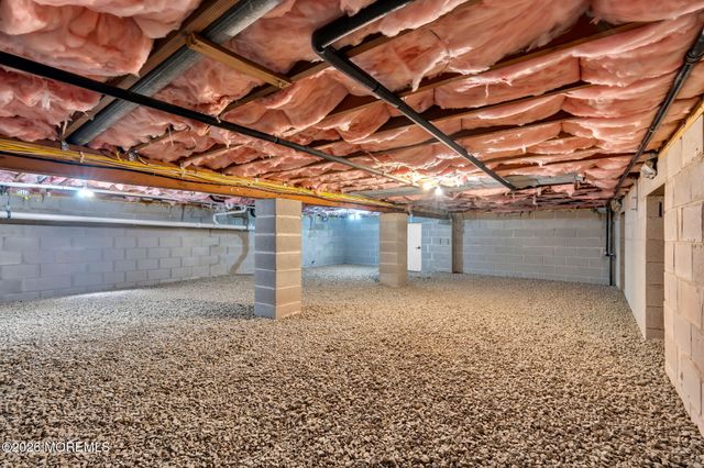 40 Anchorage Drive, Toms River, NJ 08753