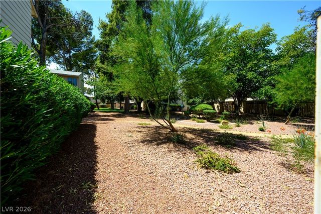 4770 Topaz Street 10, Las Vegas, NV 89121