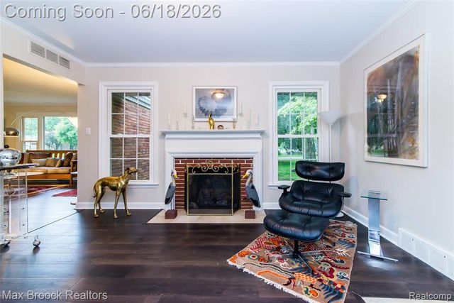 6799 E Dartmoor Road, West Bloomfield, MI 48322