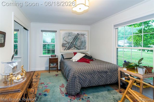 6799 E Dartmoor Road, West Bloomfield, MI 48322