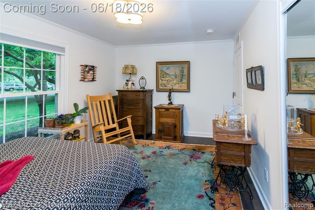 6799 E Dartmoor Road, West Bloomfield, MI 48322