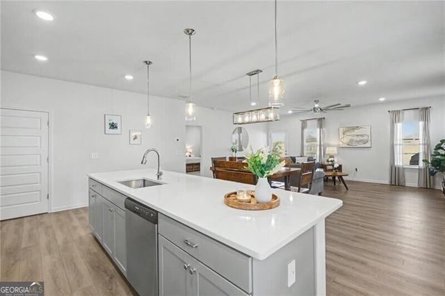 400 Sierra Point SW, Cartersville, GA 30120
