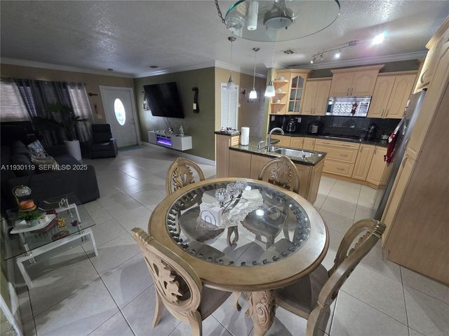 3600 E 5th Ave, Hialeah, FL 33013