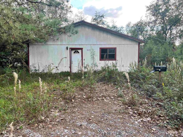 9221 Oliver Road, Orange, TX 77632