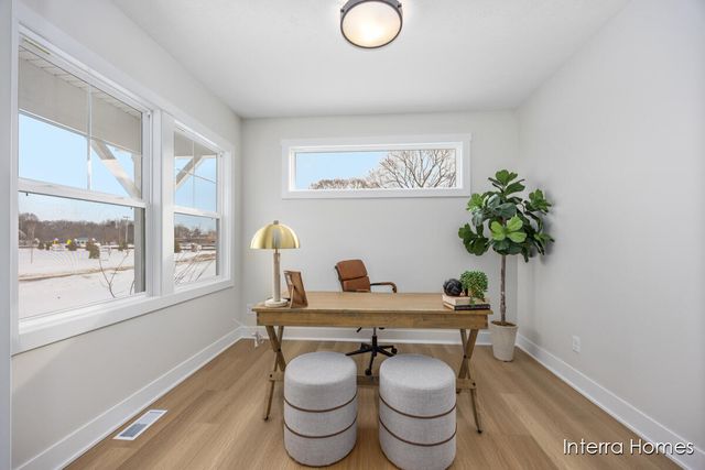 8344 Kettle Oak Drive Se, Caledonia Twp, MI 49302