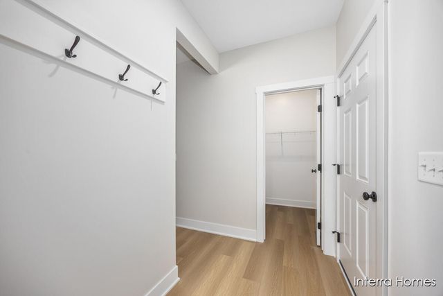 8344 Kettle Oak Drive Se, Caledonia Twp, MI 49302