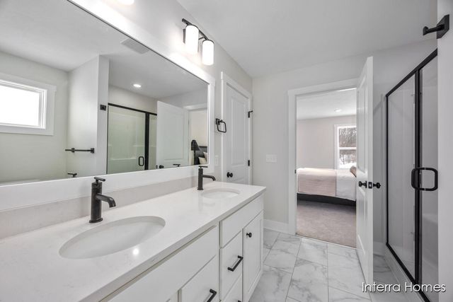 8344 Kettle Oak Drive Se, Caledonia Twp, MI 49302